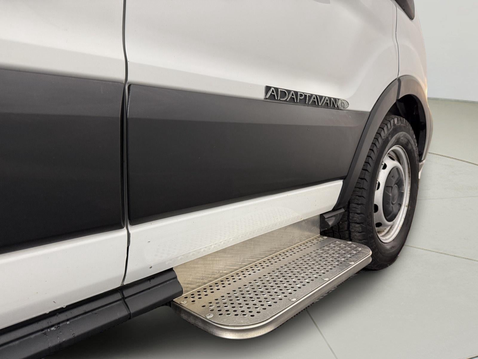 2019 Ford Transit-150 XL