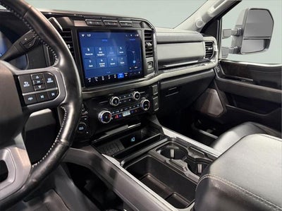 2023 Ford F-350 LARIAT