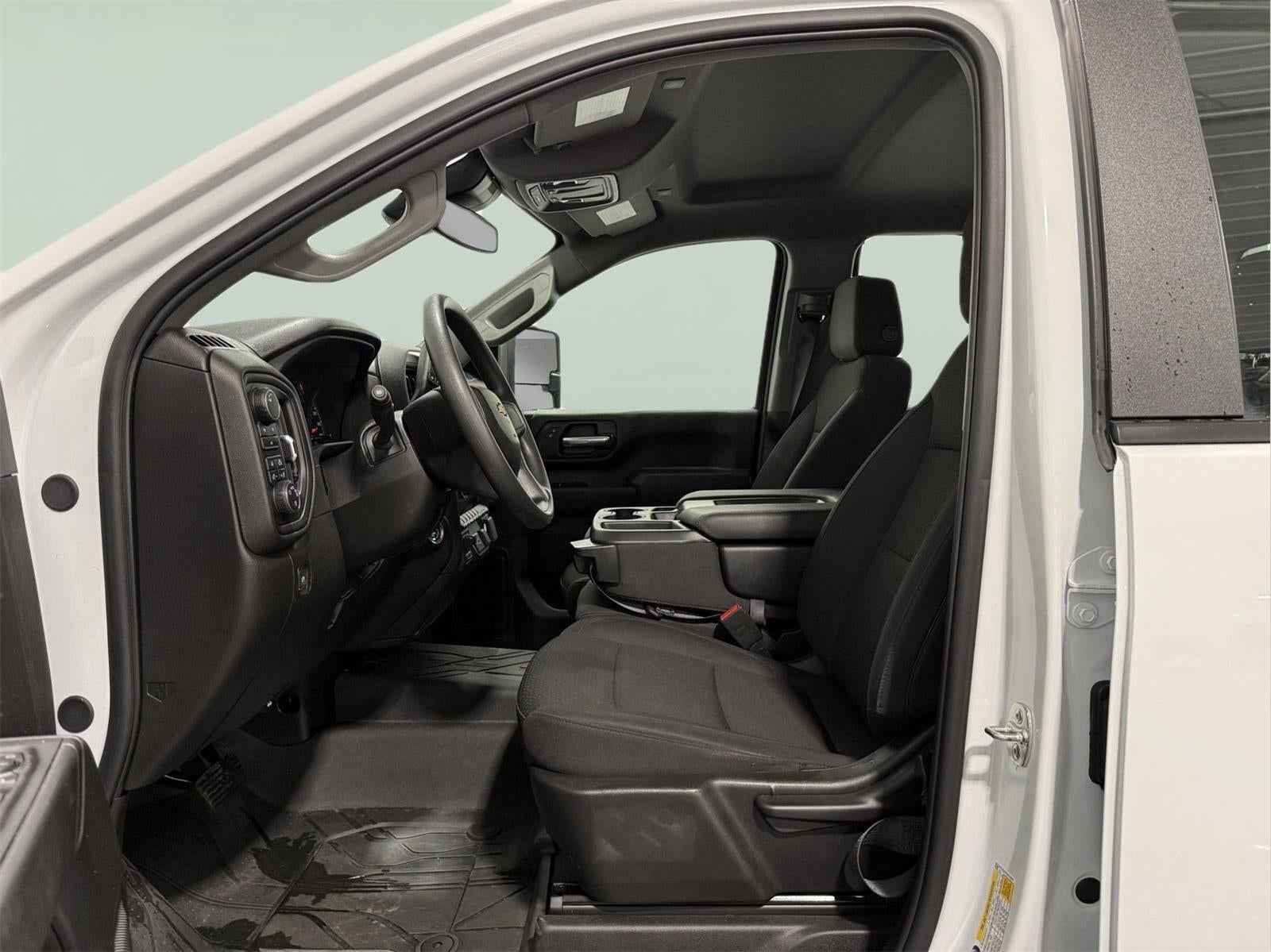 2025 Chevrolet Silverado 2500HD 4WD Crew Cab Long Bed Work Truck