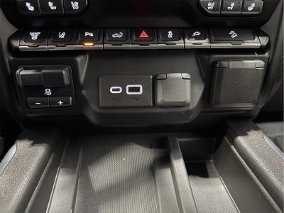 2022 Chevrolet Silverado 3500HD 4WD Crew Cab Standard Bed High Country