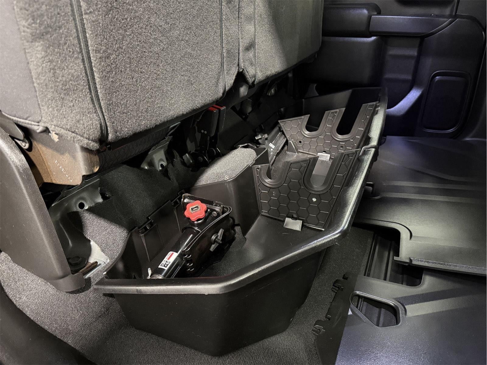 2023 Chevrolet Silverado 1500 4WD Crew Cab Short Bed Custom