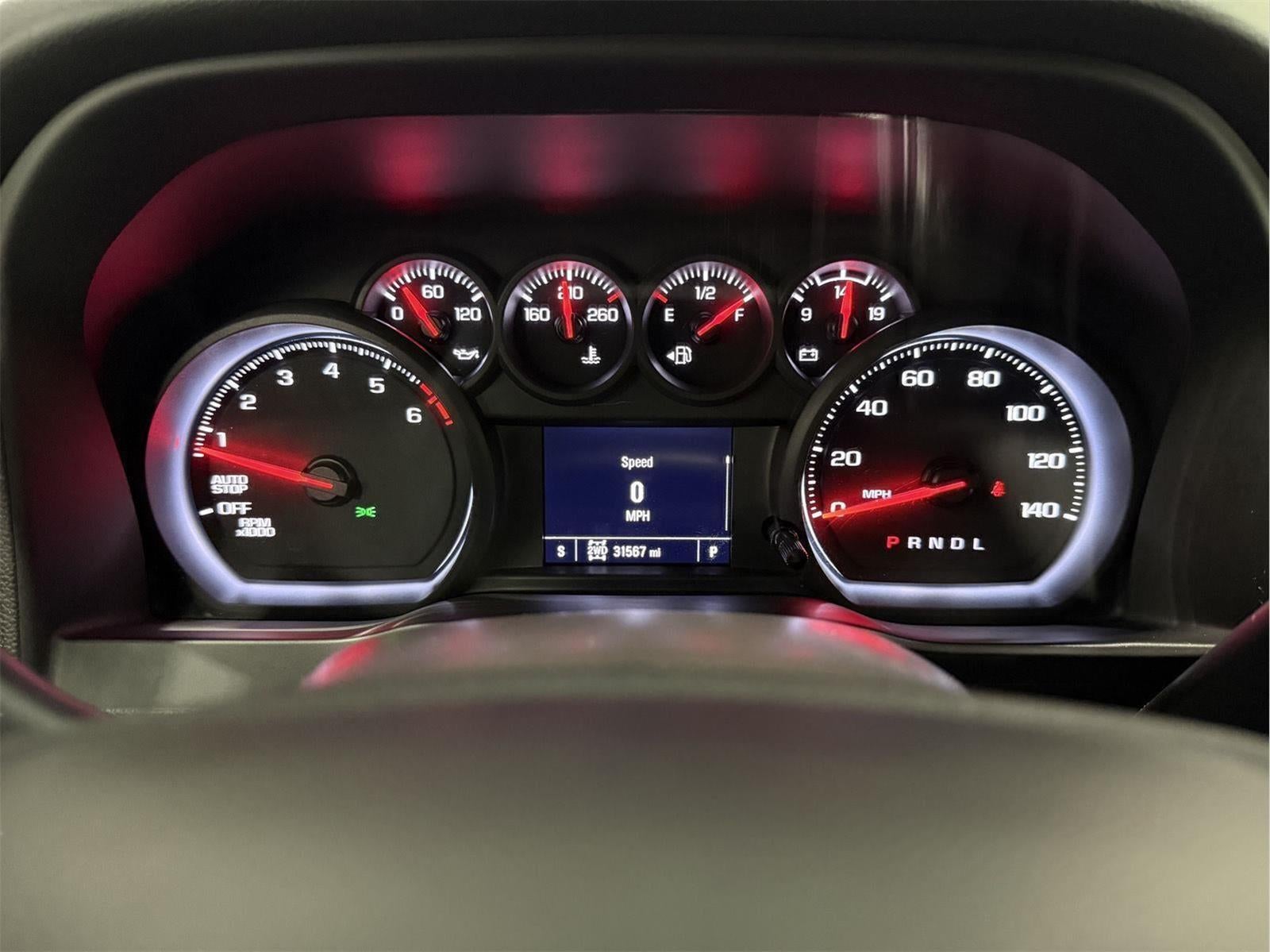 2023 Chevrolet Silverado 1500 4WD Crew Cab Short Bed Custom