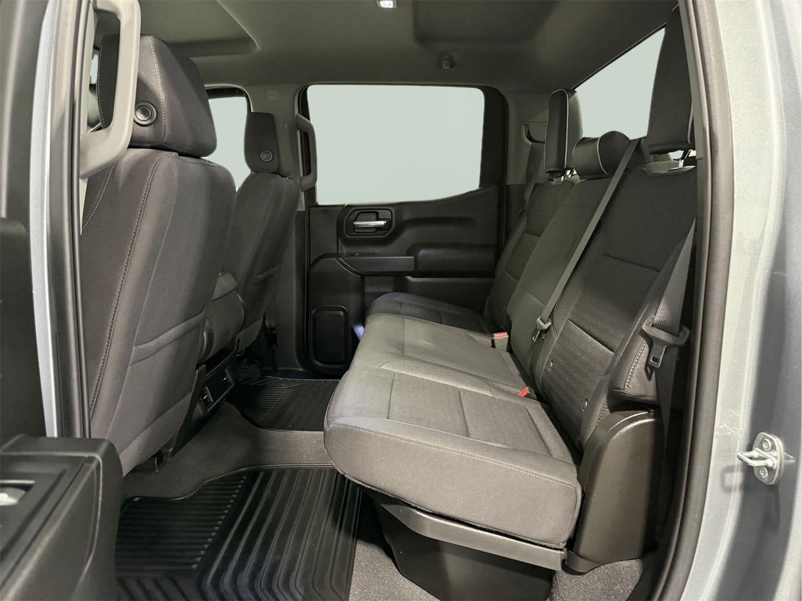 2023 Chevrolet Silverado 1500 4WD Crew Cab Short Bed Custom