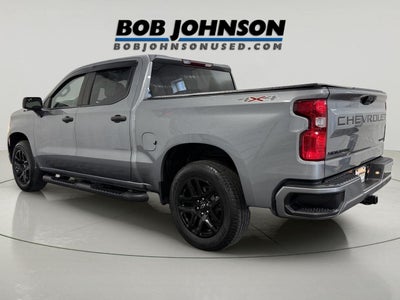 2023 Chevrolet Silverado 1500 4WD Crew Cab Short Bed Custom
