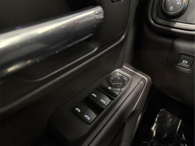 2020 Chevrolet Silverado 1500 4WD Double Cab Standard Bed Custom