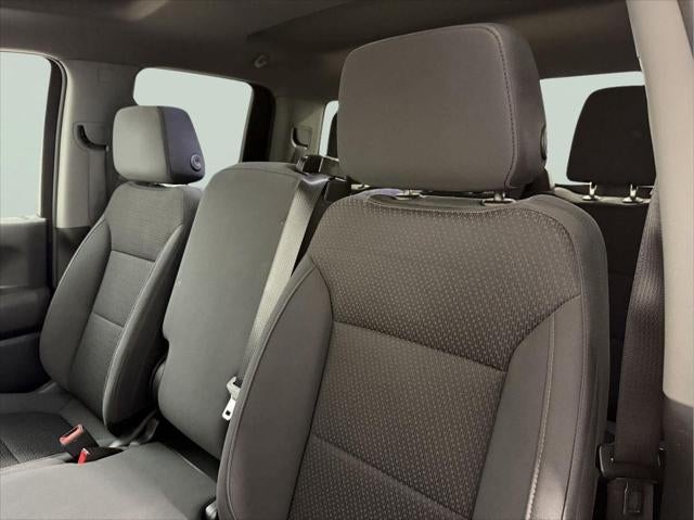 2021 Chevrolet Silverado 1500 4WD Double Cab Standard Bed Custom