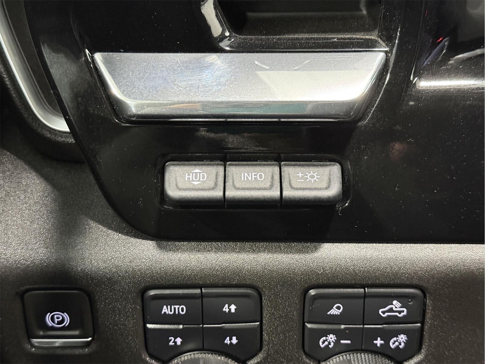2023 Chevrolet Silverado 1500 4WD Crew Cab Standard Bed High Country