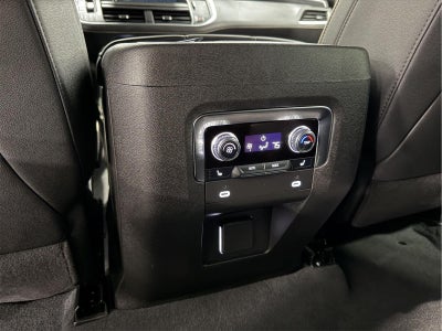 2024 GMC Yukon XL 4WD SLT