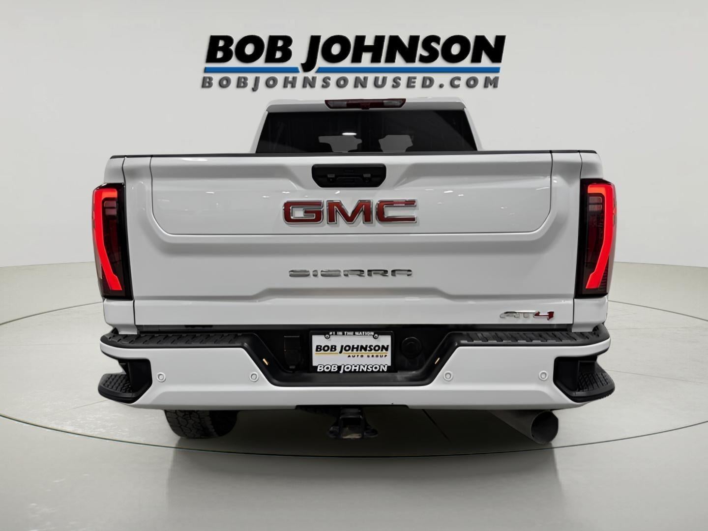 2025 GMC Sierra 2500HD 4WD Crew Cab Standard Bed AT4