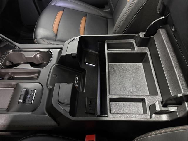 2024 GMC Sierra 2500HD 4WD Crew Cab Standard Bed AT4