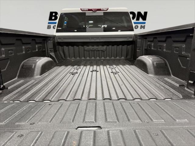 2024 GMC Sierra 2500HD 4WD Crew Cab Standard Bed AT4