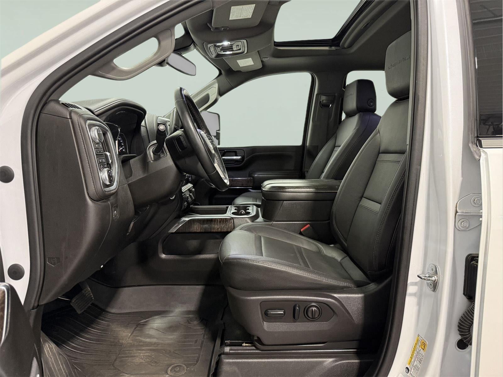 2023 GMC Sierra 2500HD Denali