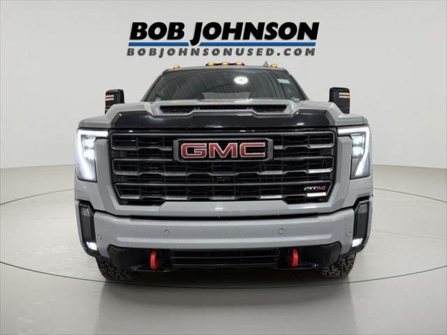 2024 GMC Sierra 3500HD 4WD Crew Cab Standard Bed AT4
