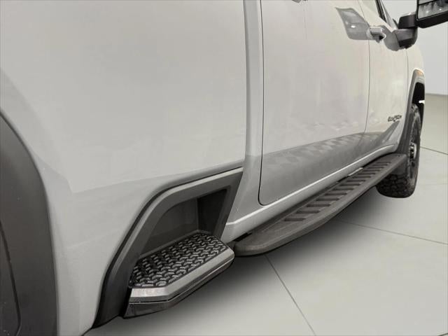 2024 GMC Sierra 3500HD 4WD Crew Cab Standard Bed AT4