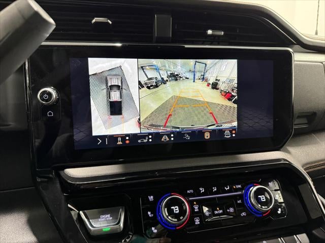 2025 GMC Sierra 2500HD 4WD Crew Cab Standard Bed AT4