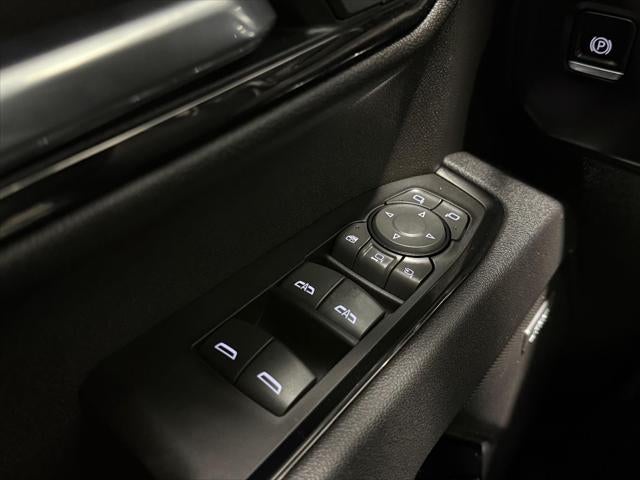 2025 GMC Sierra 2500HD 4WD Crew Cab Standard Bed AT4