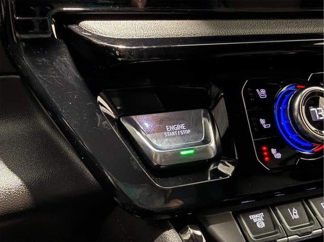 2025 GMC Sierra 2500HD 4WD Crew Cab Standard Bed AT4
