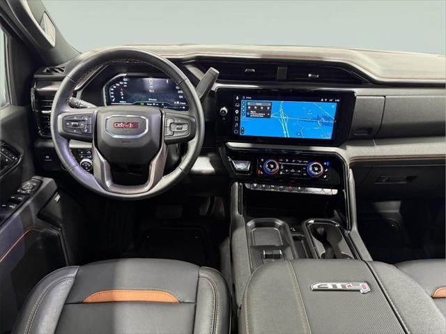 2025 GMC Sierra 2500HD 4WD Crew Cab Standard Bed AT4