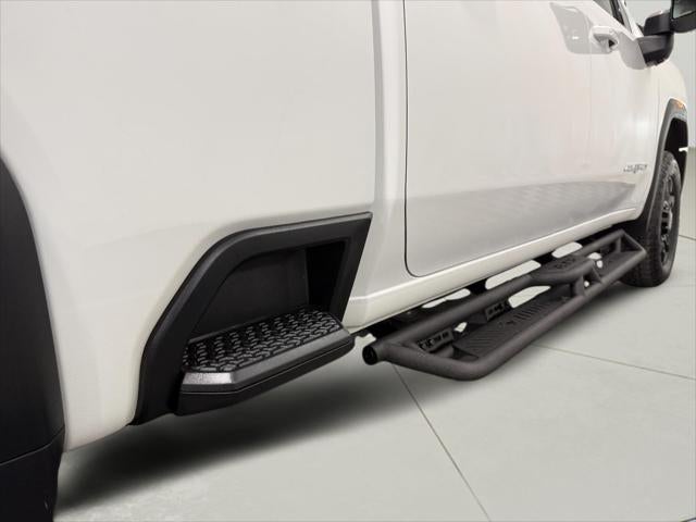 2025 GMC Sierra 2500HD 4WD Crew Cab Standard Bed AT4