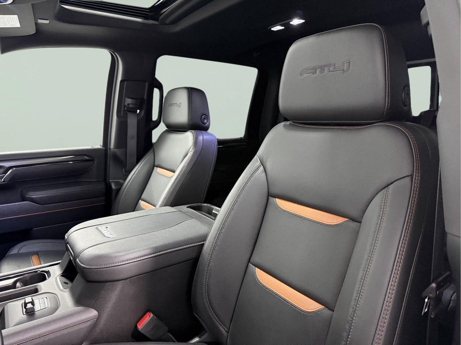 2025 GMC Sierra 2500HD 4WD Crew Cab Standard Bed AT4
