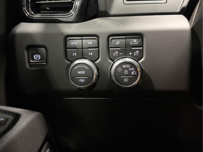 2025 GMC Sierra 2500HD 4WD Crew Cab Standard Bed AT4