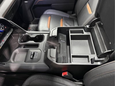 2025 GMC Sierra 2500HD 4WD Crew Cab Standard Bed AT4