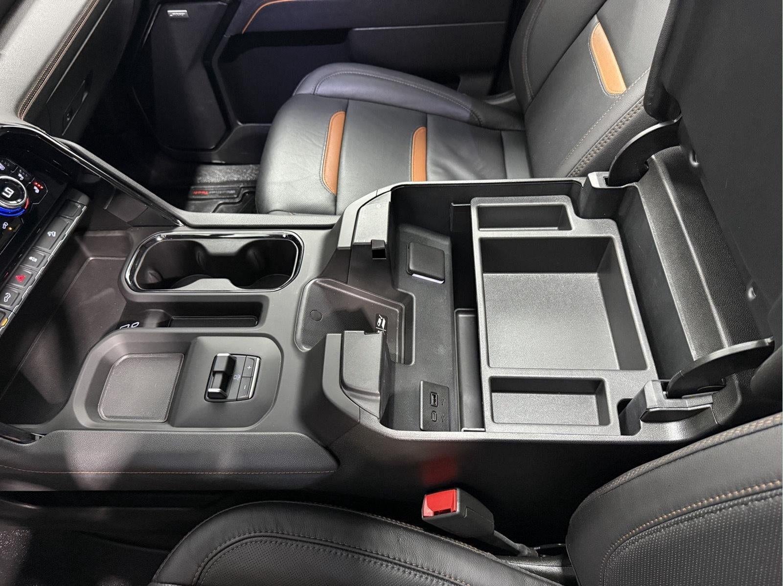 2025 GMC Sierra 2500HD 4WD Crew Cab Standard Bed AT4
