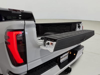 2025 GMC Sierra 2500HD 4WD Crew Cab Standard Bed AT4