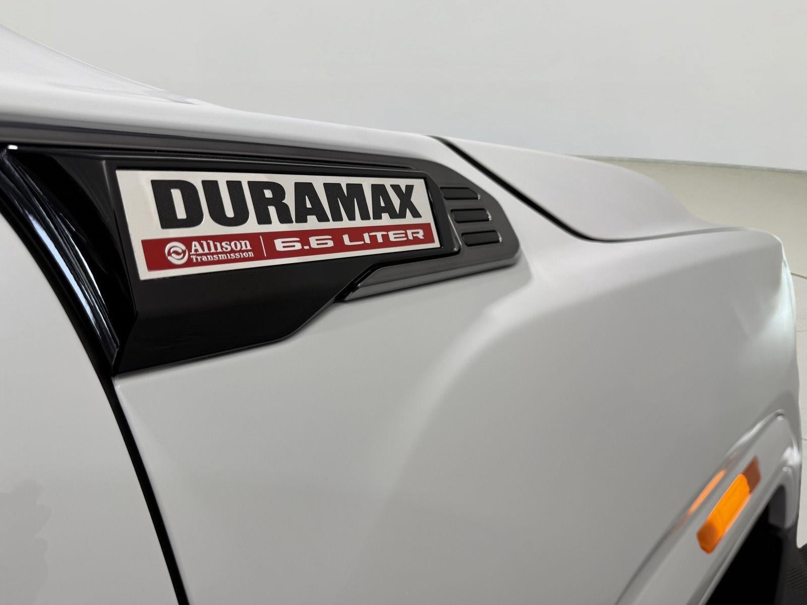 2025 GMC Sierra 2500HD 4WD Crew Cab Standard Bed AT4