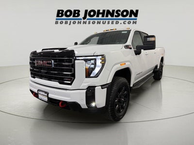 2025 GMC Sierra 2500HD 4WD Crew Cab Standard Bed AT4