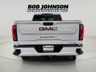 2025 GMC Sierra 2500HD 4WD Crew Cab Standard Bed AT4