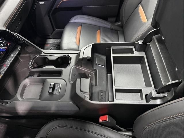 2025 GMC Sierra 2500HD 4WD Crew Cab Standard Bed AT4