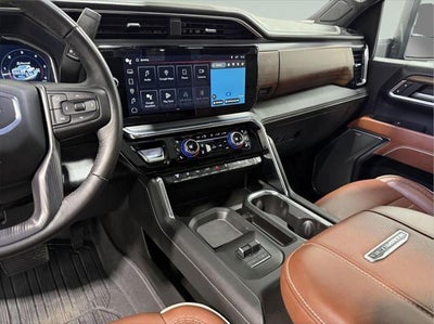 2025 GMC Sierra 2500HD Crew Cab, Standard Bed, Denali Ultimate, 4WD