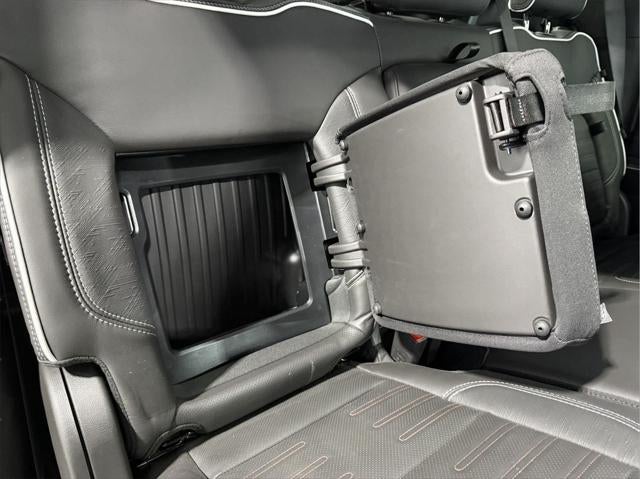 2025 GMC Sierra 2500HD Crew Cab, Standard Bed, AT4X, 4WD