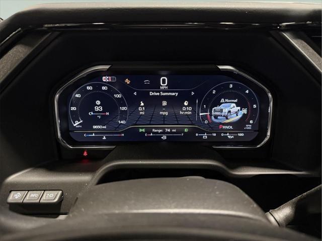 2025 GMC Sierra 2500HD Crew Cab, Standard Bed, AT4X, 4WD