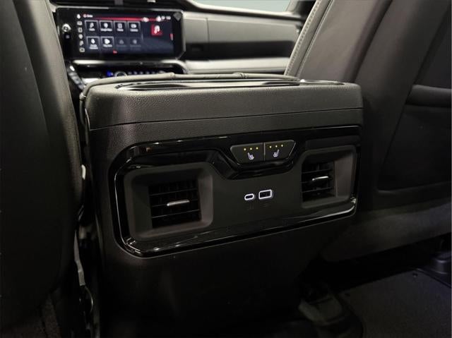 2025 GMC Sierra 2500HD Crew Cab, Standard Bed, AT4X, 4WD