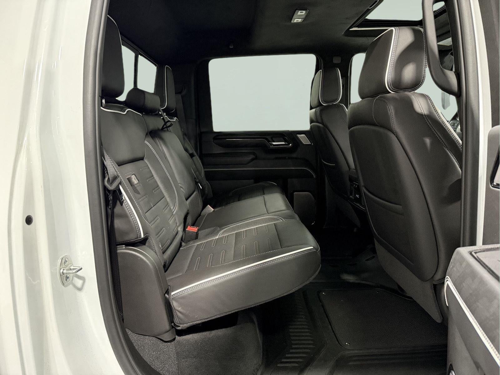 2025 GMC Sierra 2500HD Crew Cab, Standard Bed, AT4X, 4WD
