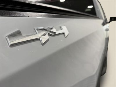 2024 GMC Sierra 1500 4WD Crew Cab Short Box Elevation with 3VL