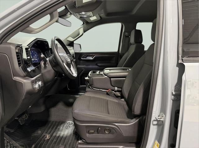 2024 GMC Sierra 1500 4WD Crew Cab Short Box Elevation with 3VL