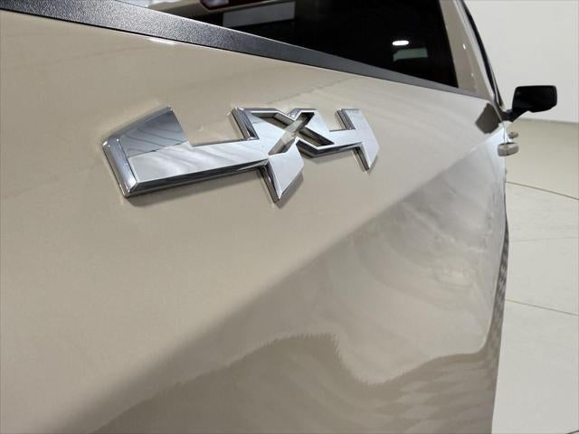 2023 GMC Sierra 1500 4WD Crew Cab Short Box Elevation with 3SB