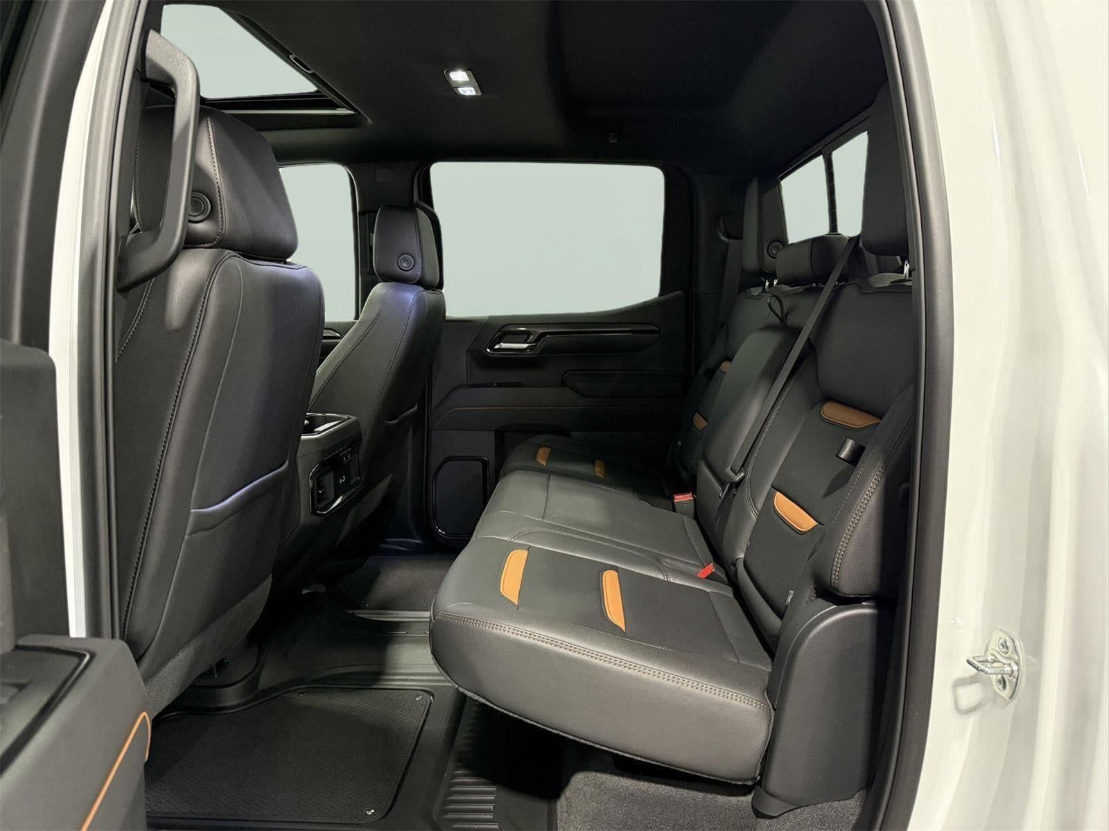 2025 GMC Sierra 1500 4WD Crew Cab Short Box AT4