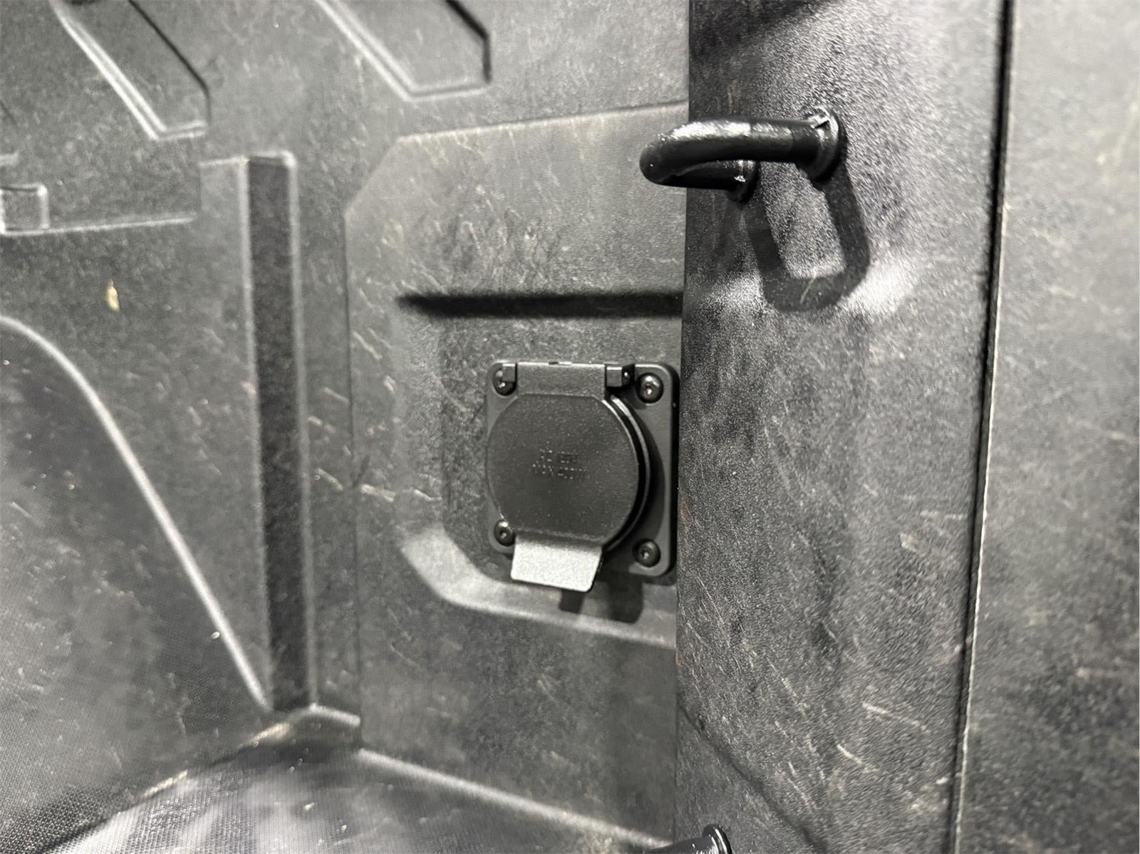 2025 GMC Sierra 1500 4WD Crew Cab Short Box AT4