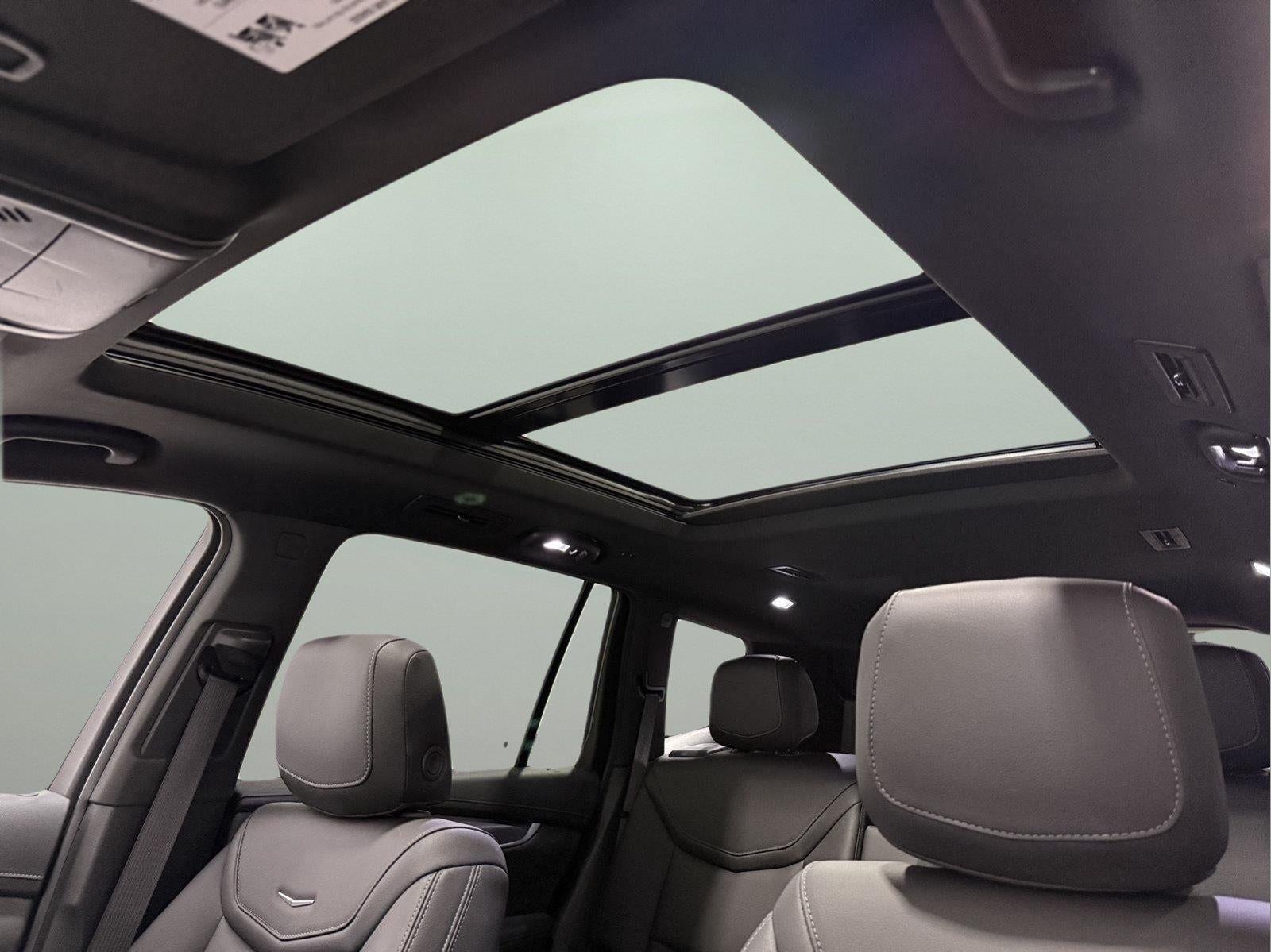 2024 Cadillac XT6 Luxury