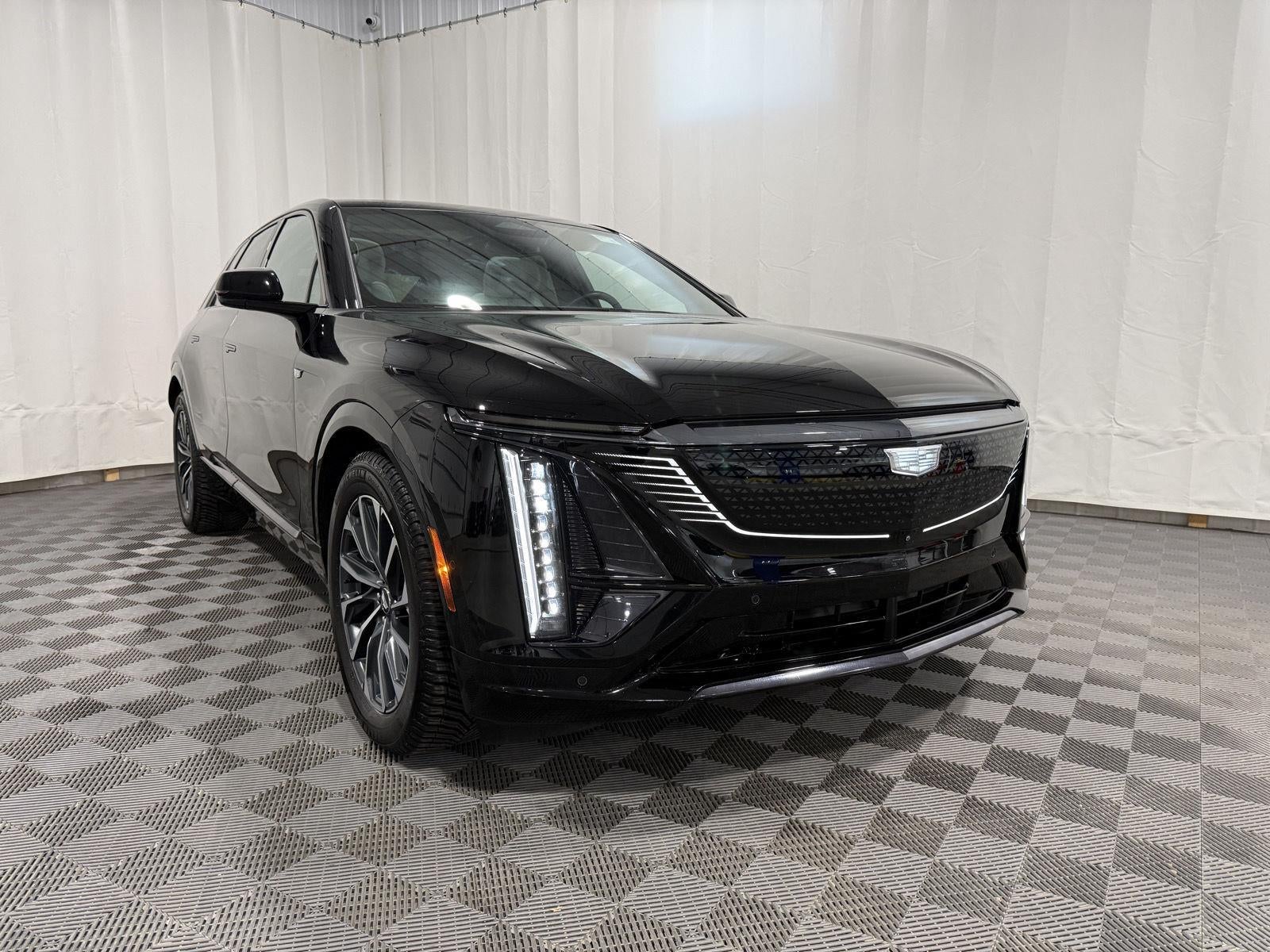 2024 Cadillac Lyriq Sport