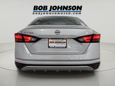 2022 Nissan Altima S FWD