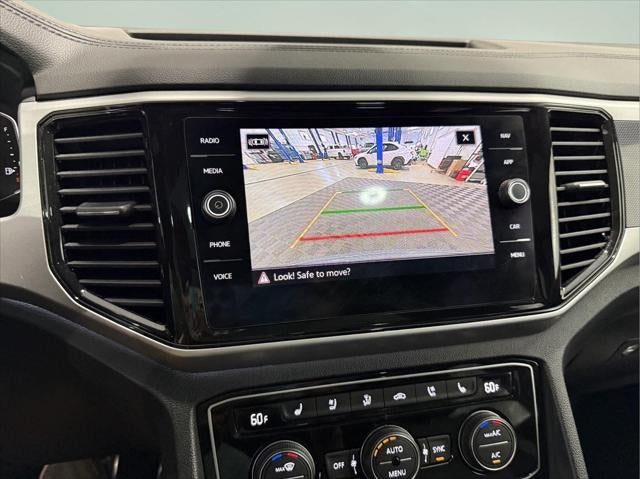 2022 Volkswagen Atlas Cross Sport 3.6L V6 SEL Premium R-Line