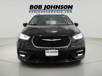 2022 Chrysler Pacifica Touring L AWD