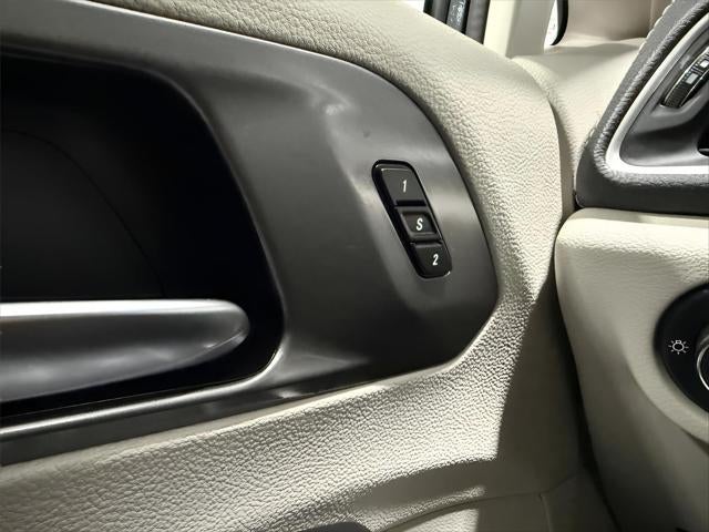 2022 Chrysler Pacifica Touring L AWD