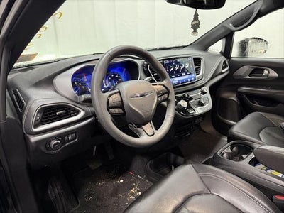 2022 Chrysler Pacifica Touring L AWD