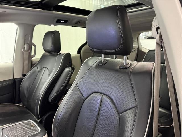 2022 Chrysler Pacifica Limited AWD